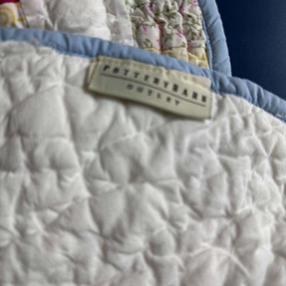 Pottery Barn Double Wedding Ring Patchwork Quilt and 2 shams Full 85" X 101" - Picture 5 of 16